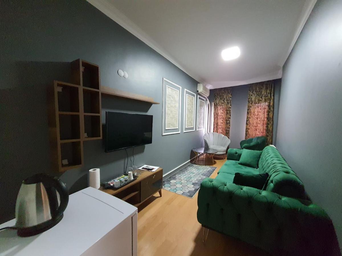 Vip Suit Otel Istanboel Buitenkant foto