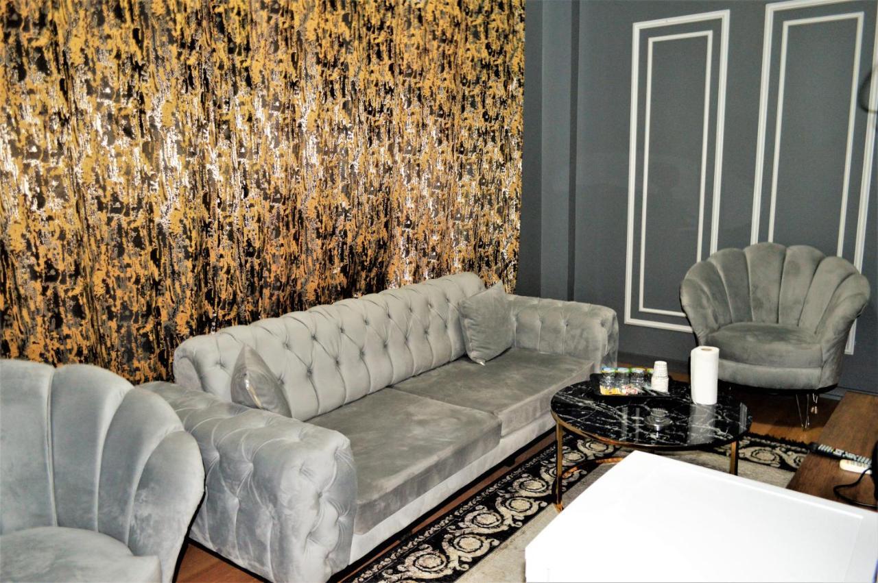 Vip Suit Otel Istanboel Buitenkant foto
