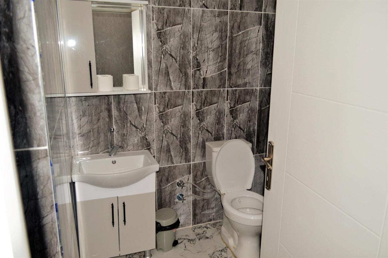 Vip Suit Otel Istanboel Buitenkant foto